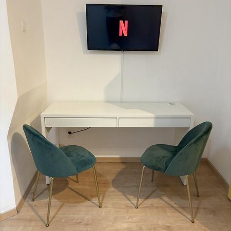 Tiny Studio Quinet Bucarest Extérieur photo